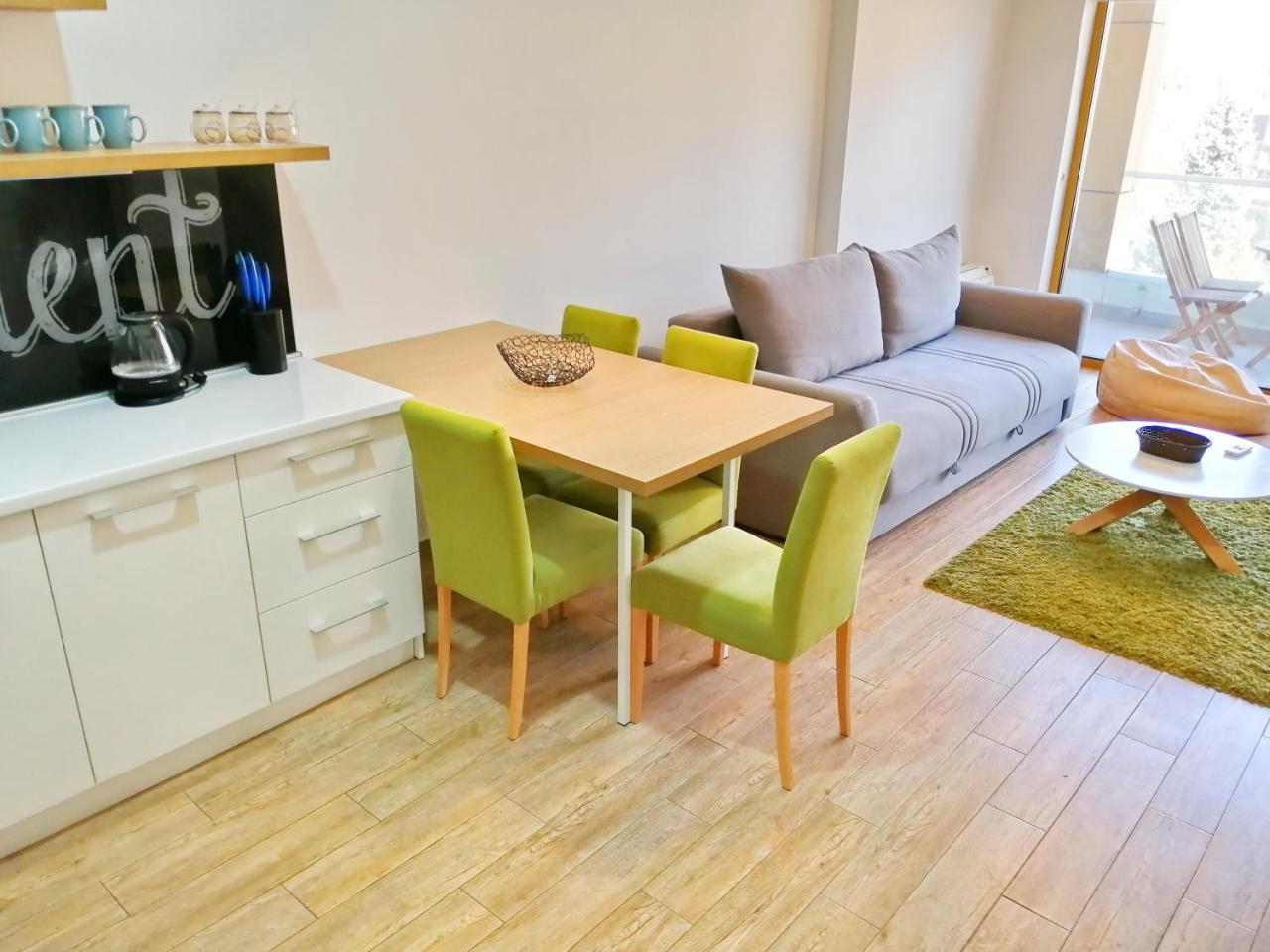 Sea Breeze Lux Apartments Будва Екстер'єр фото
